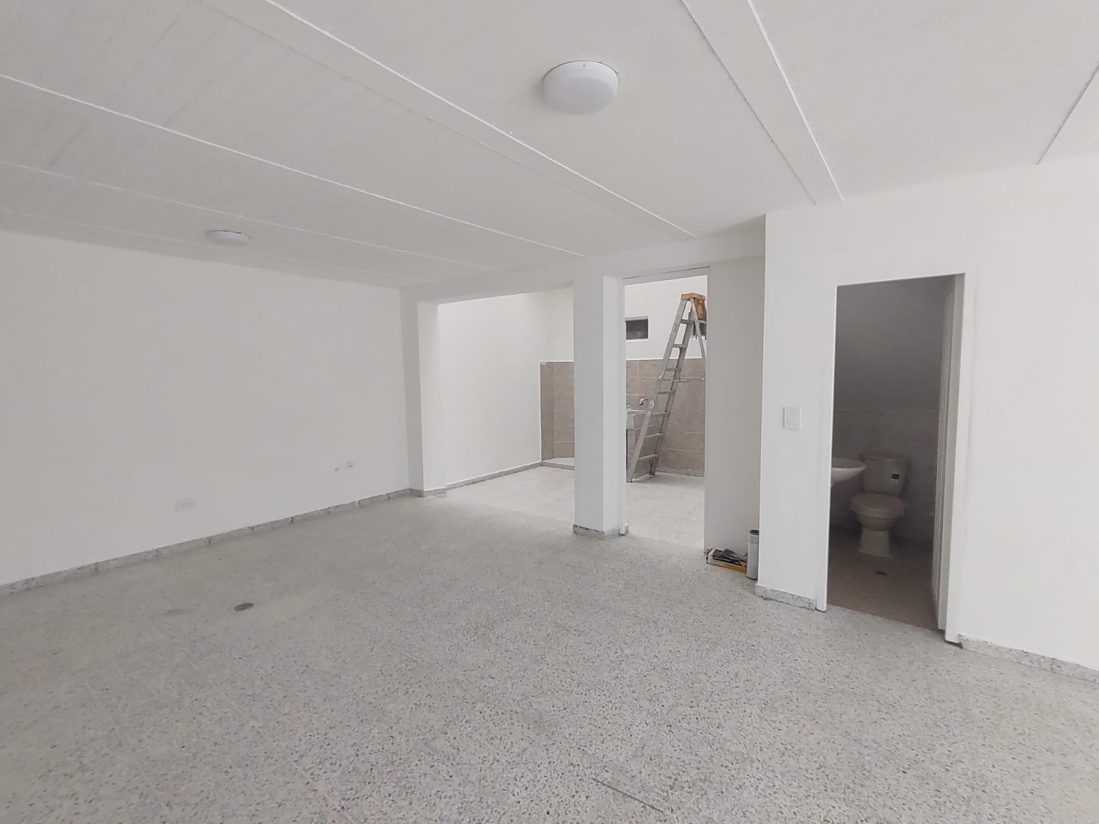 EXCELENTE OPORTUNIDAD DE NEGOCIO!! ARRENDAMOS LOCAL SAN EUSEBIO