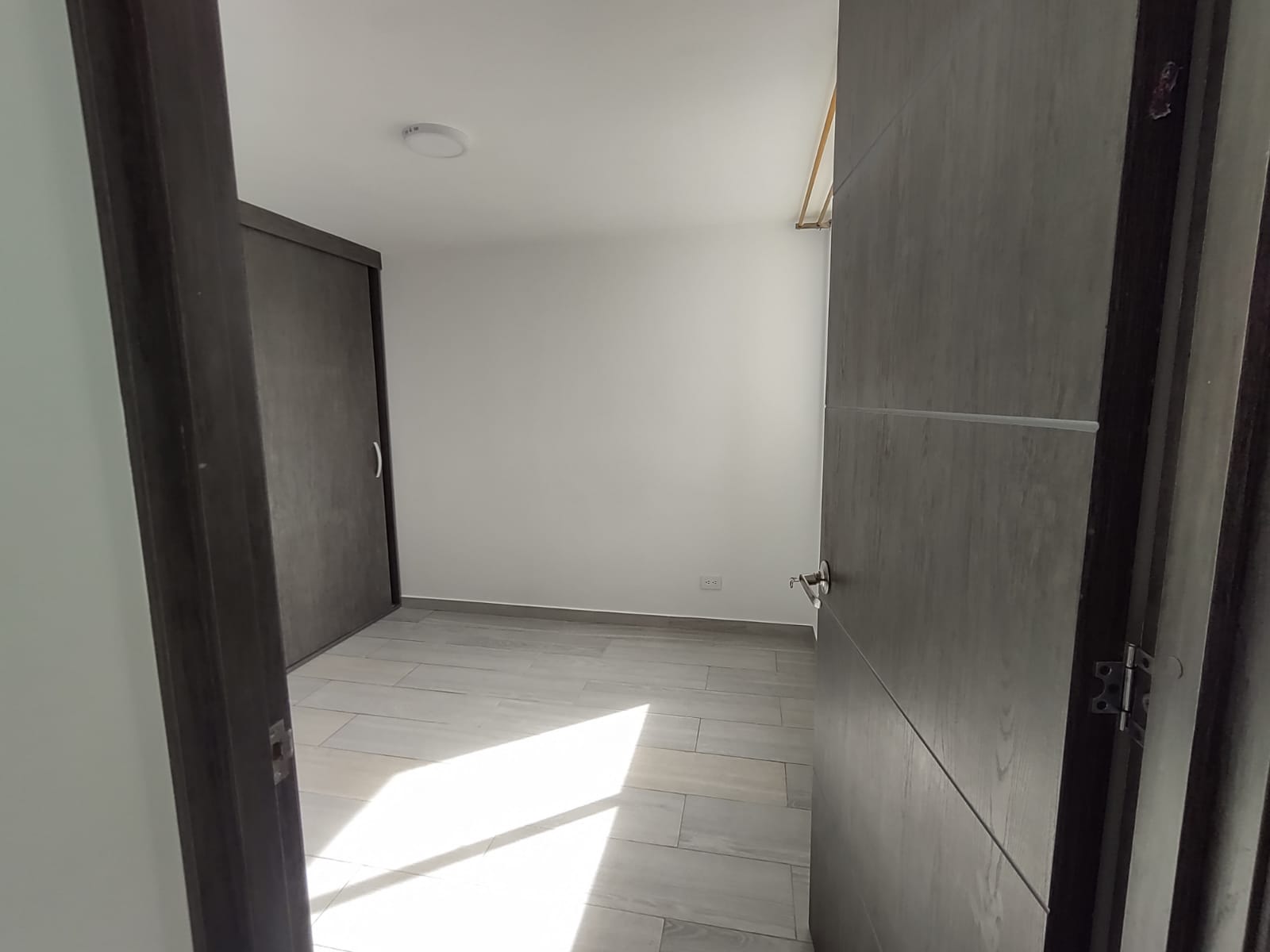 VENDEMOS HERMOSO APARTAMENTO SENDEROS DE MADELENA